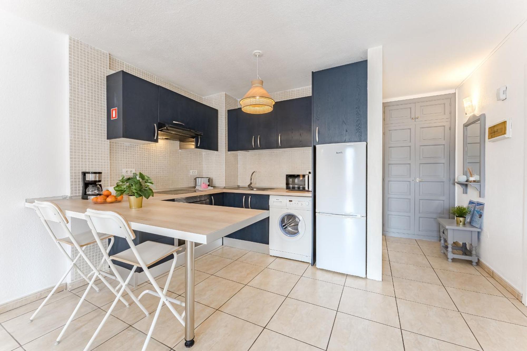 Blue Cristianos By Welcome Tenerife Los Cristianos  Εξωτερικό φωτογραφία